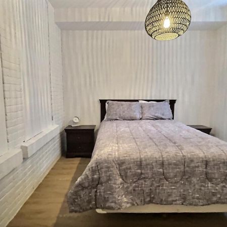 The Hidden Treasure Apartment Quebec City Bagian luar foto